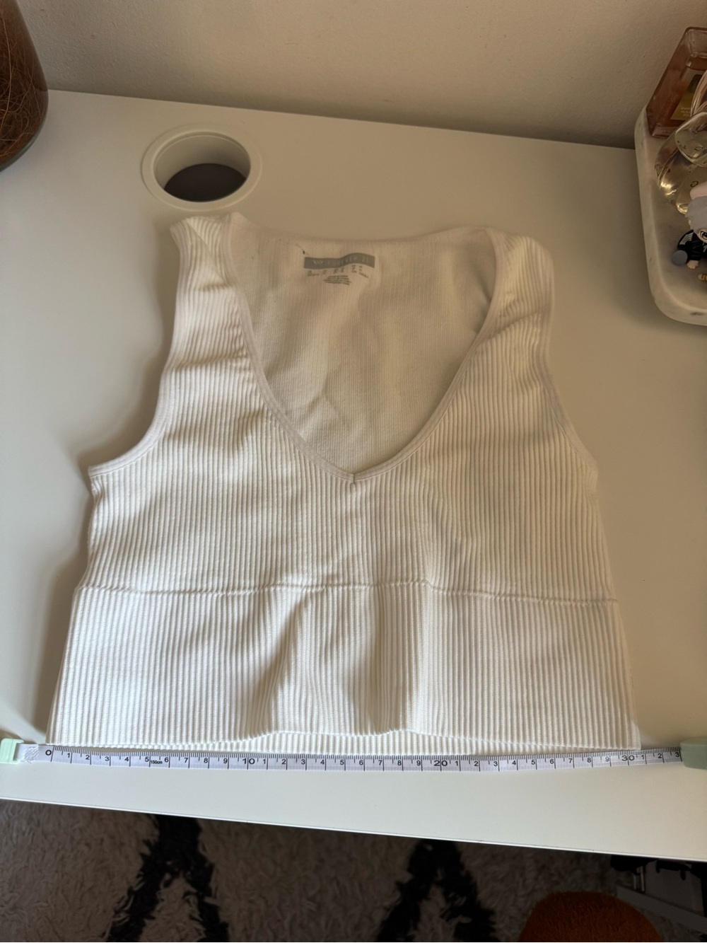 Ribbed V-Neck Cropped Tank Top